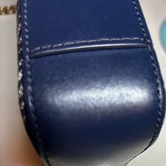 Michael kors crossbody - Picture 5 of 9